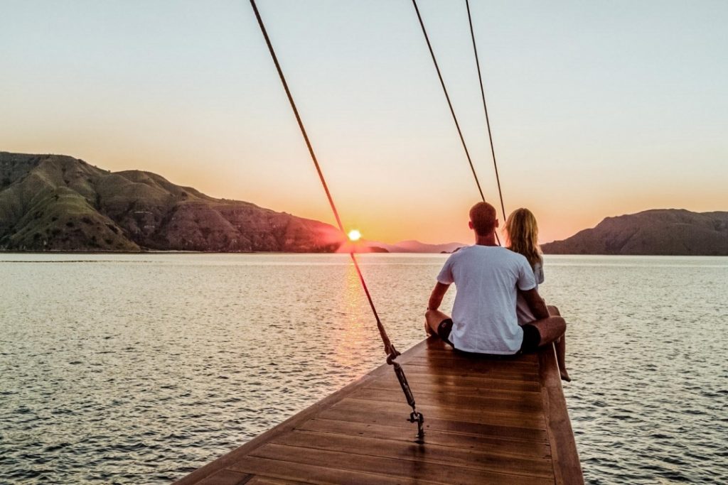 Why Everyone Need to Experience Komodo Liveaboard Adventure