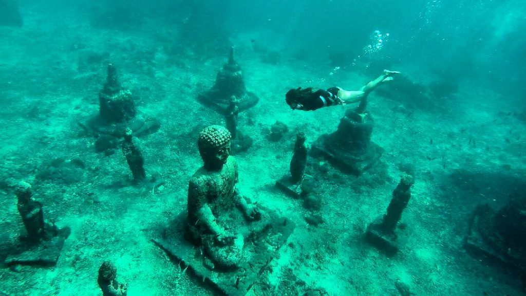 The Secret Underwater Temple Garden