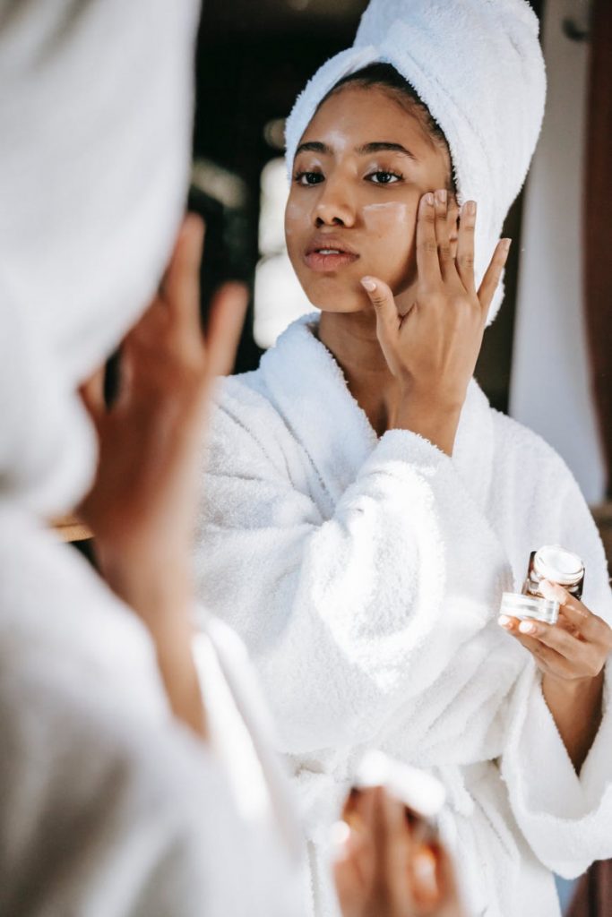 How To Get The Full Benefits From Your Daily Skincare Routines